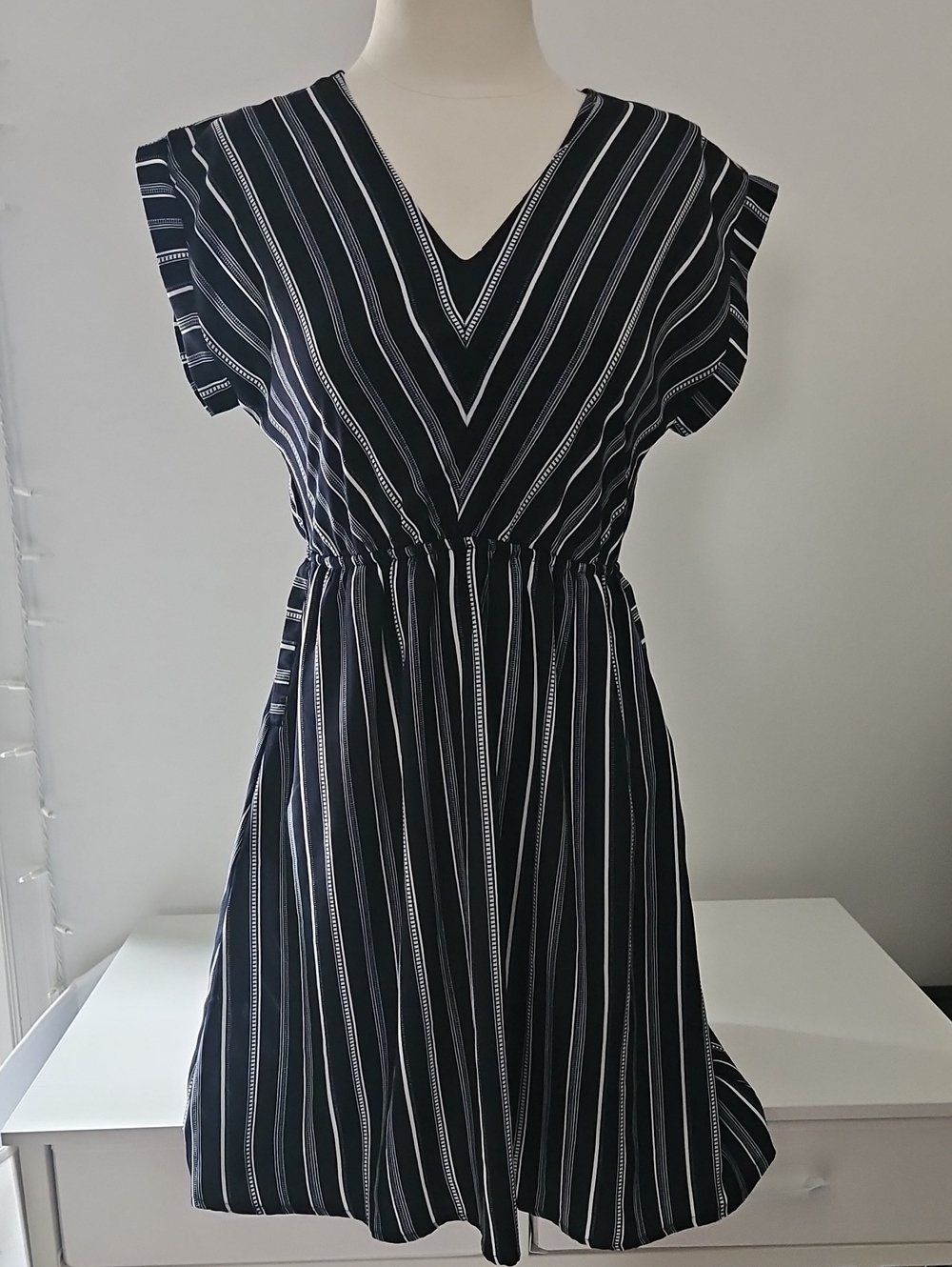 Monteau Navy And White Stripe Dress Size Medium